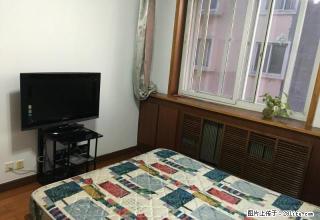 景山小区30路车站附近精装2室1厅4楼 1600 - 大连28生活网 dl.28life.net