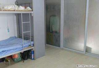 (单间出租)家乐福附近，男生女生公寓，押一付一，包水电宽带 - 大连28生活网 dl.28life.net