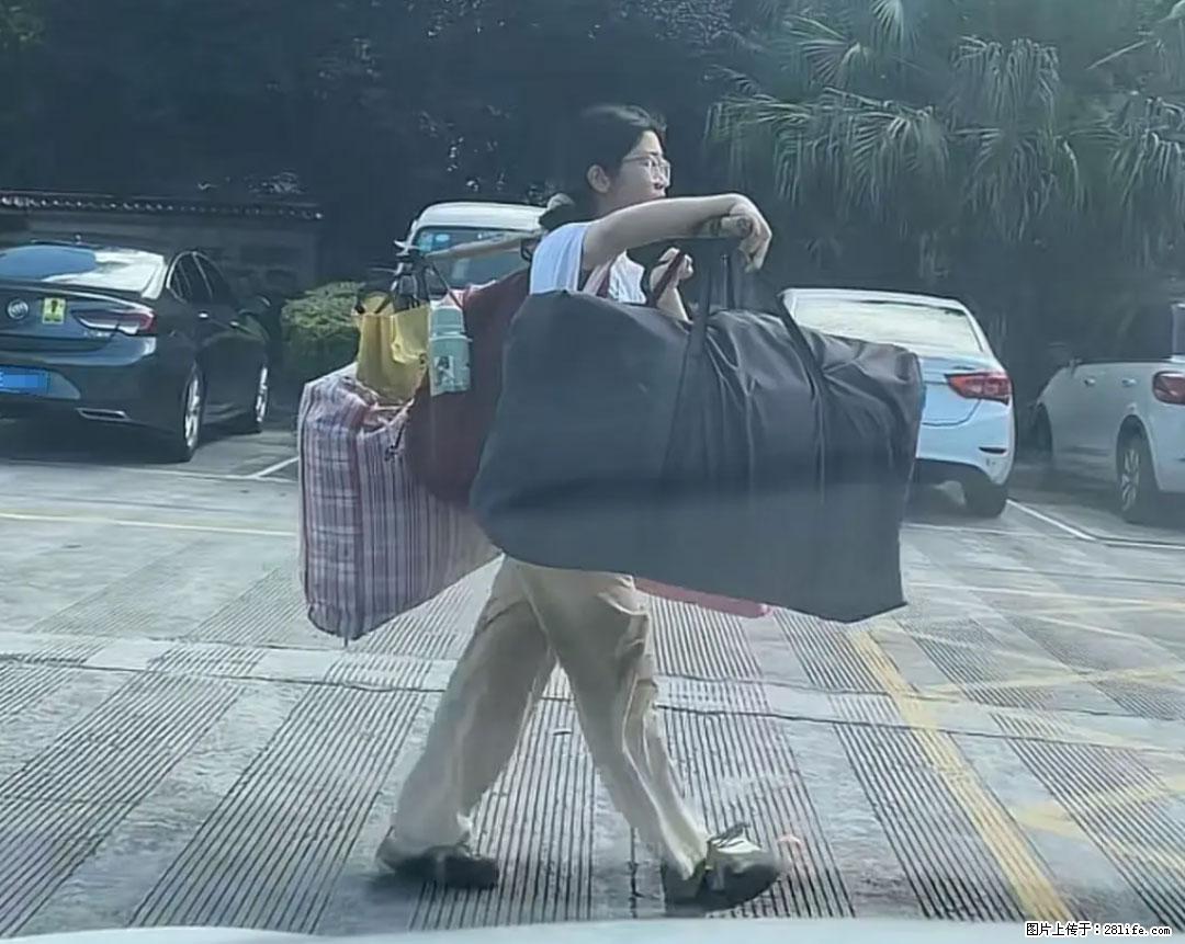 全网追的“扁担女孩”，找了一份暑假工，时薪12元 - 大连生活资讯 - 大连28生活网 dl.28life.net